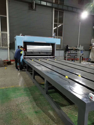 Longway 2 Renkli Flekso Karton Baskı Makinesi 2500mm Büyük Silindir planyalama