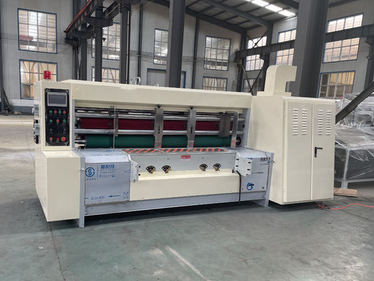 1600x2800mm Boyutlu Oluklu Karton Döner Kalıp Kesme Makinesi, Otomatik Yüksek Hızlı İstifleyici ve HT250 Gri Dökme Demir Çerçeve