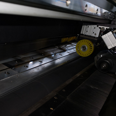 Dijital Yerleştirme Oluklu Döner Slotter Makinesi 2500mm Genişlik 3400kg