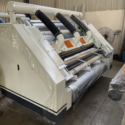 Özelleştirilebilir Elektrikli Buharlı Isıtma Tek Yüzlü Makine 2000mm