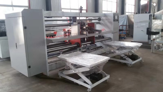 Yarı Otomatik Büyük Boy Oluklu Mukavva Dikiş Çift Levha Çivileme Makinası