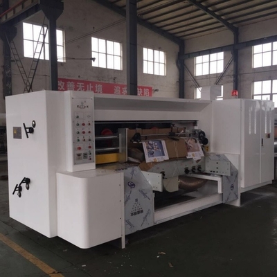 Maksimum Yaprak Boyutu 2500mm Dalgalanmış Karton Slotter Verimli Performans