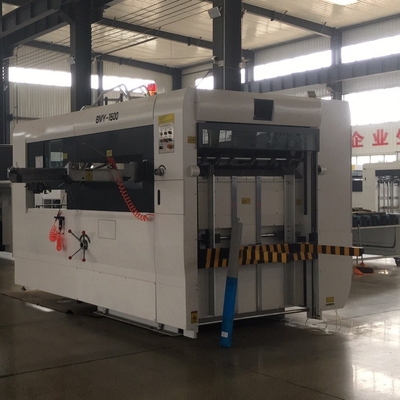 980mm Yarım Otomatik Örtü Kesme Makinesi PLC kontrolü ile Kutu Örtü Kesme Ekipmanı