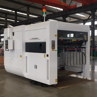 220V ila 440V Yüksek Kesim Doğruluğu ile Gürültülü Paketleme Örtü Kesme Makinesi