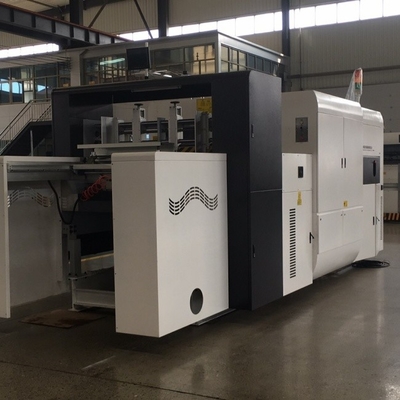 PLC kontrol sistemi ile hassas dalgalanmış kart döşeme kesme makinesi