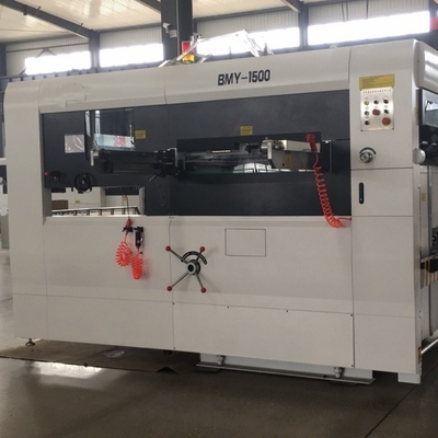 Hızlı PLC Denetimli Beyaz / Gri Dalgalanmış Karton Die Cutter Makinesi