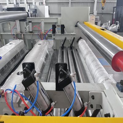 Dalgalanmış Tahta Doube Facer Yüzen Tipi Basınç Tablası Üretim Liniyası Ve 0.5 ∼0.6Mpa Hava Basıncı