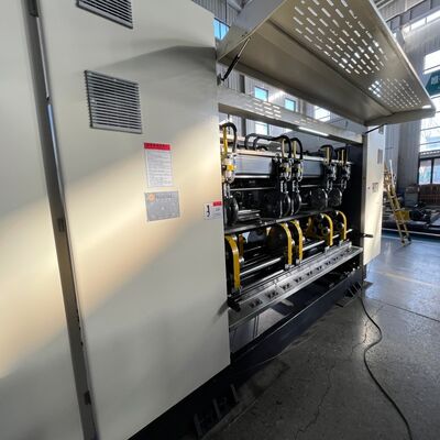 Maksimum genişliği 2500 mm Otomatik Besleme İnce Blade Slitter Scorer Makine Dolu tahta için Tam kesme ve puanlama uygulamaları için idealdir