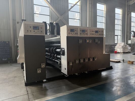 Paketleme endüstrisi için tutarlı baskı ve hızlı kurulum süreleri sağlamak için tasarlanmış dalgalanmış karton flexo baskı makinesi