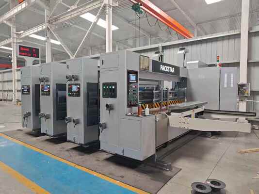 Otomatik Kurşun Kenar Besleme Flexo Baskı Slotting Makinesi 100-130m/min Hız ve hassasiyetle Kurutulmuş Kartonlar için Baskı