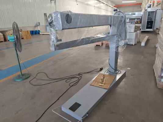 El Karton Kutusu Dikiş Makinesi DZX1800 Sürekli Dönüştürme İşle Yüksek Hız1800mm Uzunluk Yüksek Ambalaj için